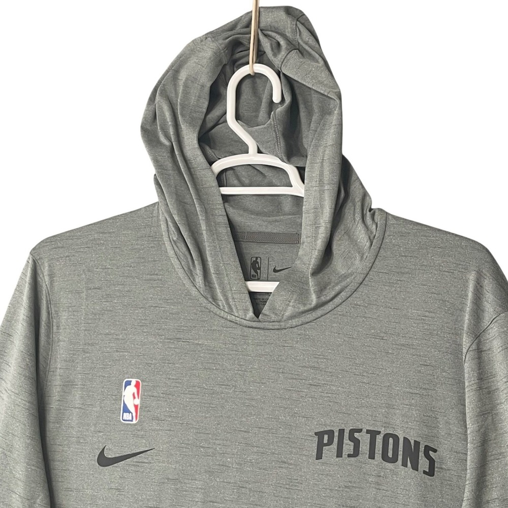 Nike NBA Detroit Pistons Dri-FIT Spotlight Hoodie Mens XL Gray Heathered